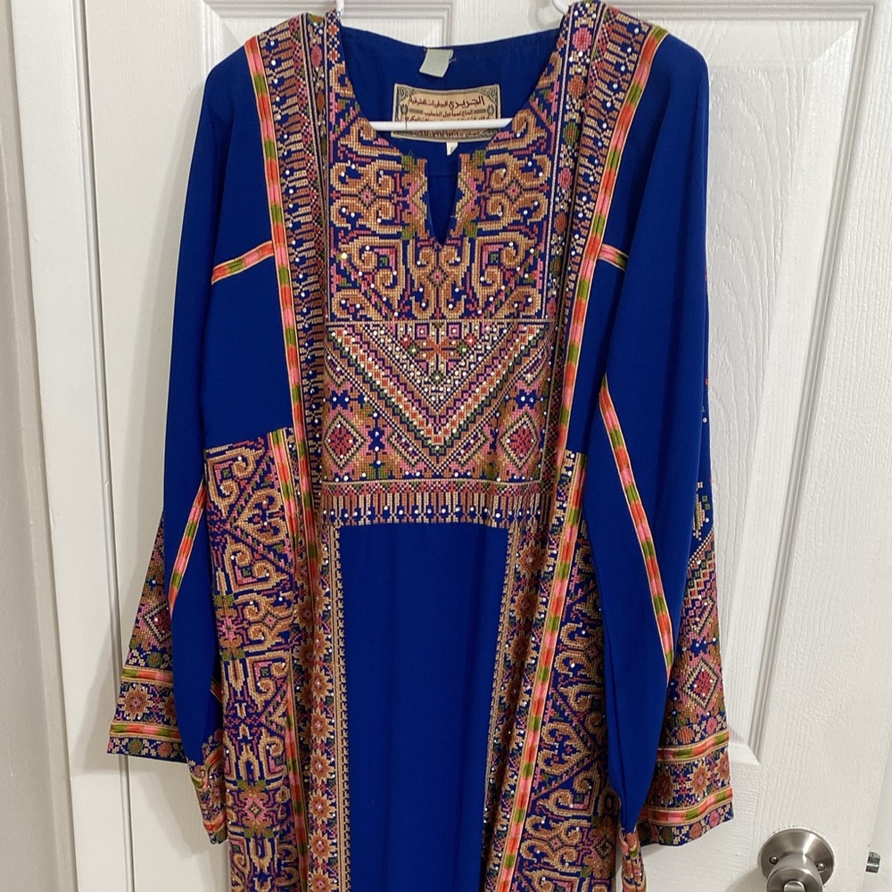 Thoub size 3